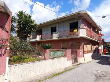 Villa in vendita a Locri RC