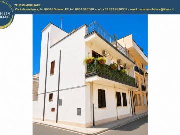 Villa in vendita a Locri RC