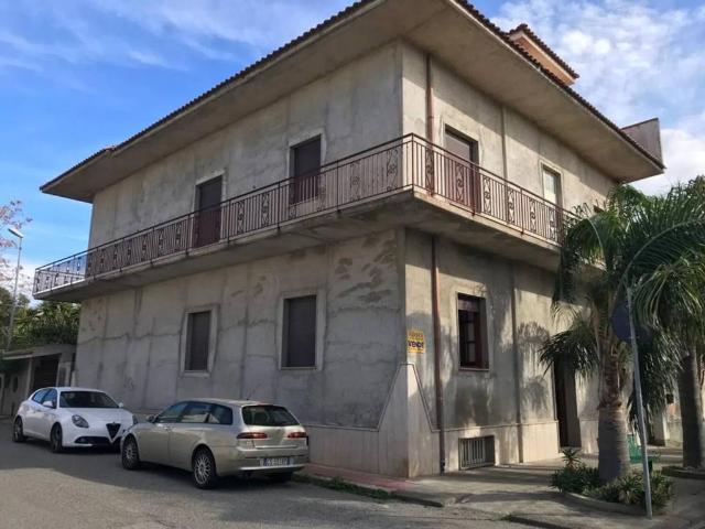 Villa in vendita a Locri RC