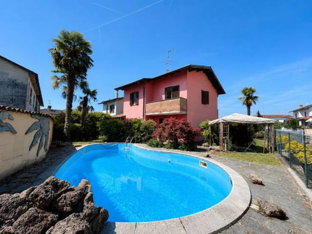 Villa in vendita a Lodi LO