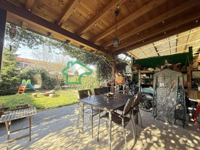 Villa in vendita a Lodi LO