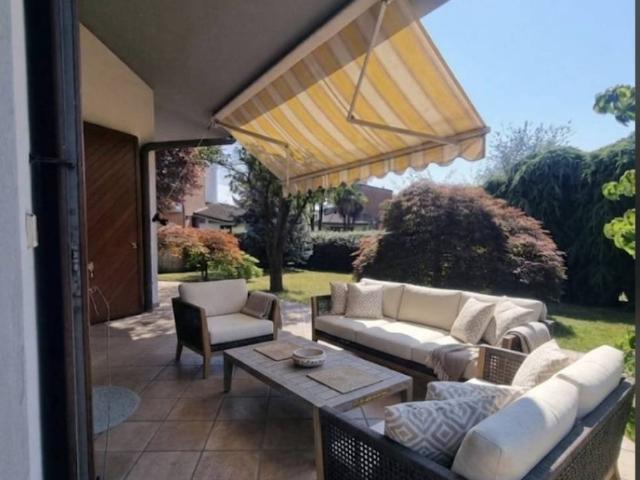Villa in vendita a Lodi LO