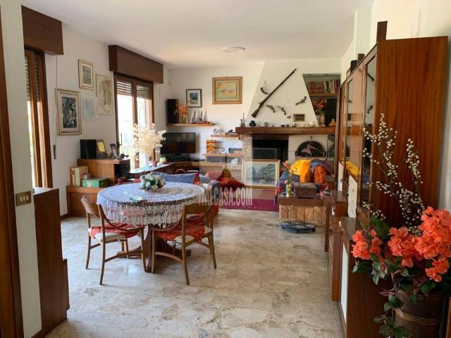 Villa in vendita a Lodi LO