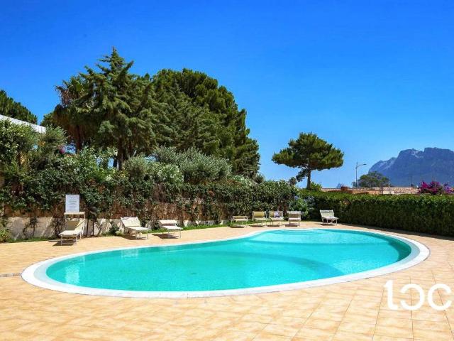 Villa in vendita a Loiri Porto San Paolo OT