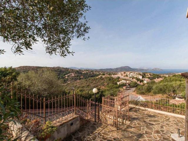 Villa in vendita a Loiri Porto San Paolo OT