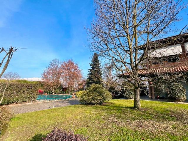 Villa in vendita a Lombardore TO