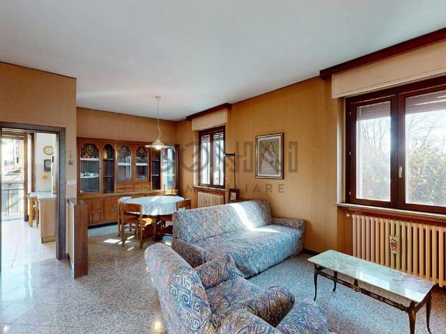 Villa in vendita a Lonate Ceppino VA