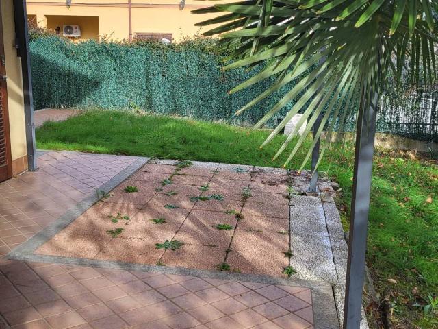 Villa in vendita a Lonate Pozzolo