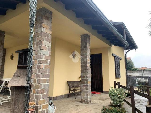 Villa in vendita a Lonate Pozzolo VA