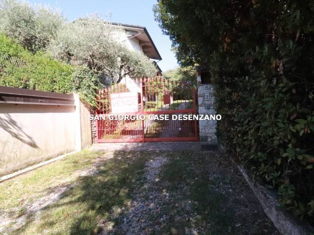 Villa in vendita a Lonato del Garda BS