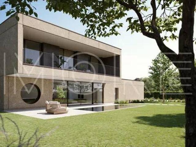 Villa in vendita a Lonato del Garda BS