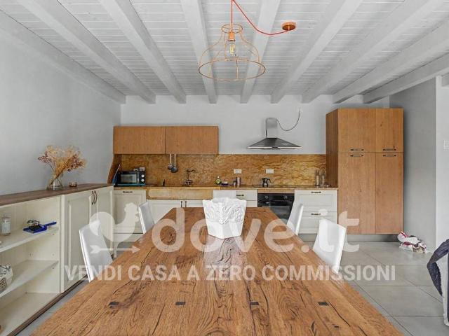 Villa in vendita a Lonato del Garda BS