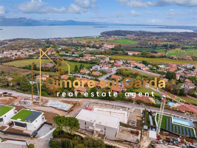 Villa in vendita a Lonato del Garda BS