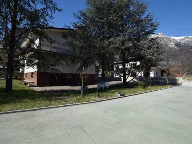 Villa in vendita a Longarone BL