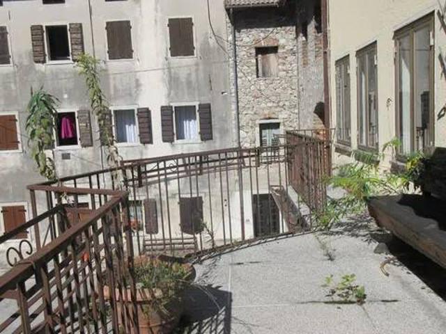 Villa in vendita a Longarone BL