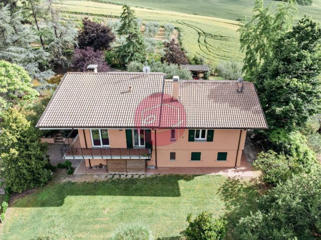 Villa in vendita a Longiano FC