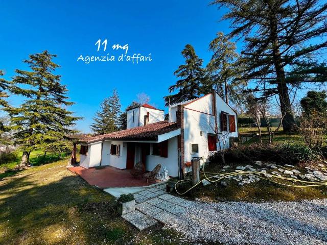 Villa in vendita a Longiano FC