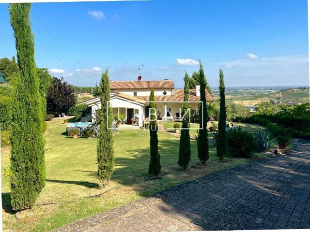 Villa in vendita a Longiano FC