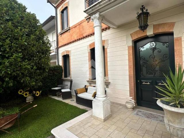 Villa in vendita a Loria TV