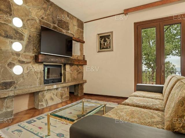 Villa in vendita a Loro Ciuffenna AR