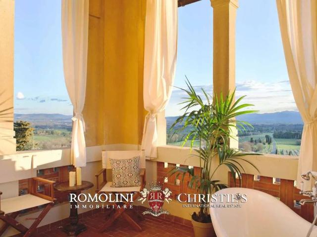 Villa in vendita a Loro Ciuffenna AR