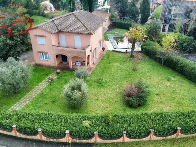 Villa in vendita a Loro Ciuffenna AR