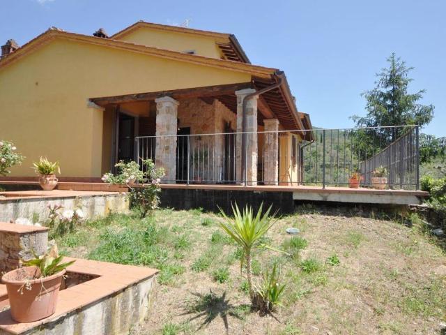 Villa in vendita a Loro Ciuffenna AR