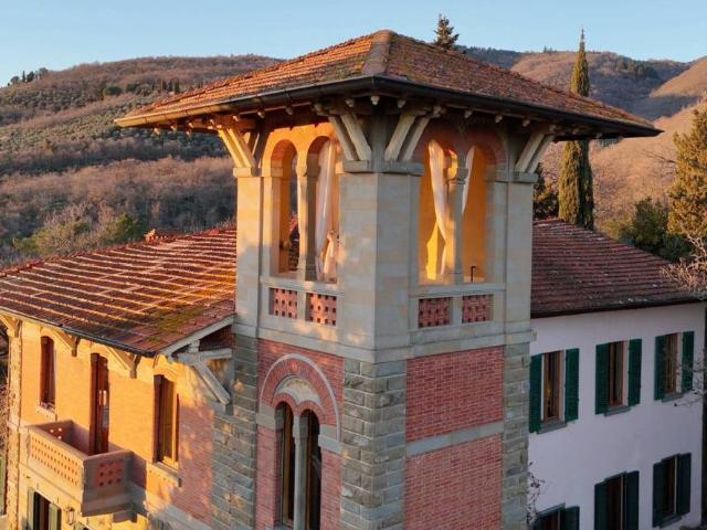 Villa in vendita a Loro Ciuffenna AR