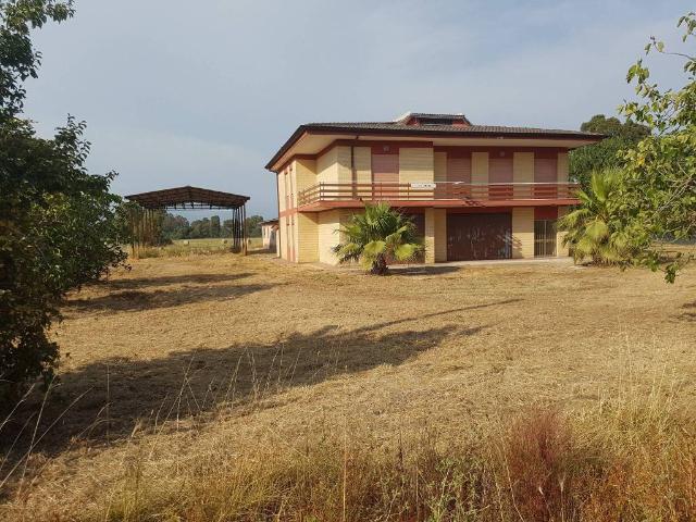 Villa in vendita a Latina LT