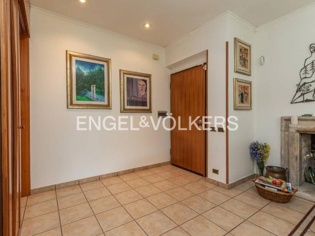 Villa in vendita a Latina LT