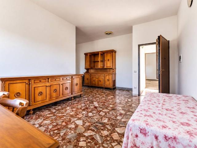 Villa in vendita a Latina LT