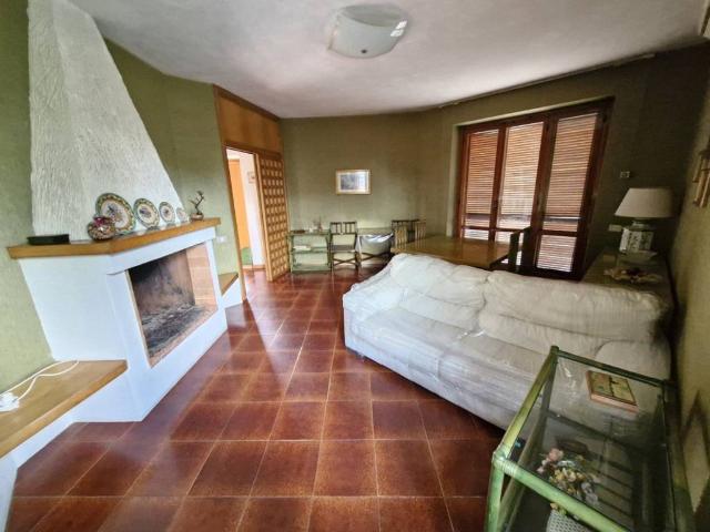 Villa in vendita a Latina LT
