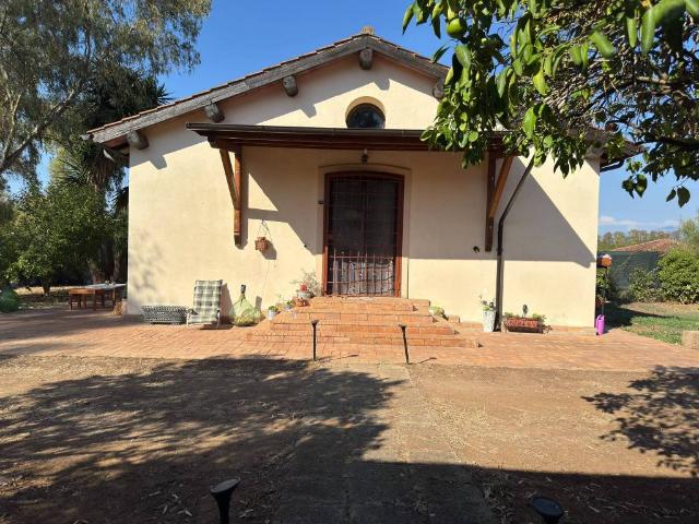 Villa in vendita a Latina LT