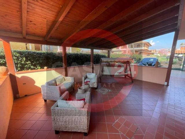 Villa in vendita a Latina LT