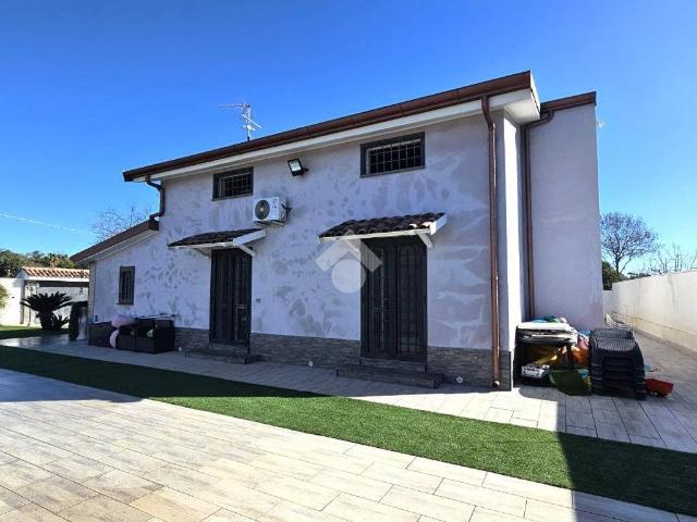Villa in vendita a Latina LT