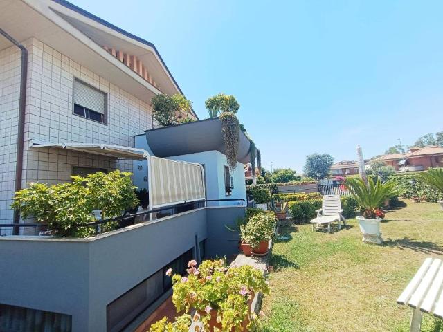 Villa in vendita a Latina LT