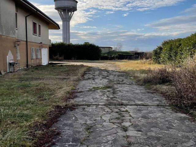Villa in vendita a Latisana UD