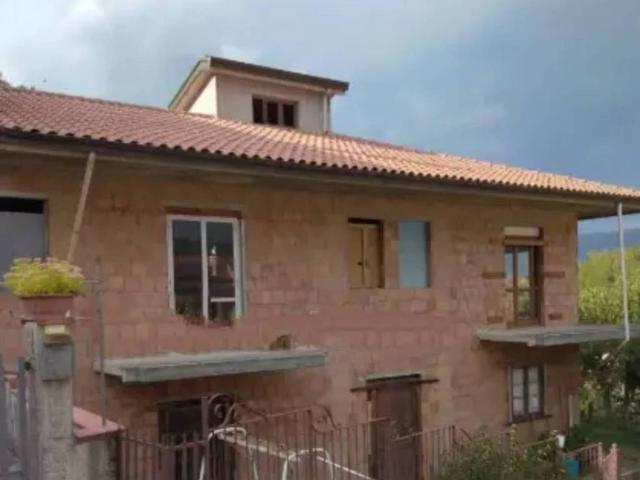 Villa in vendita a Latronico PZ