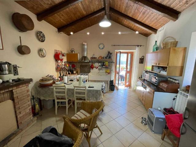Villa in vendita a Laureana Cilento SA