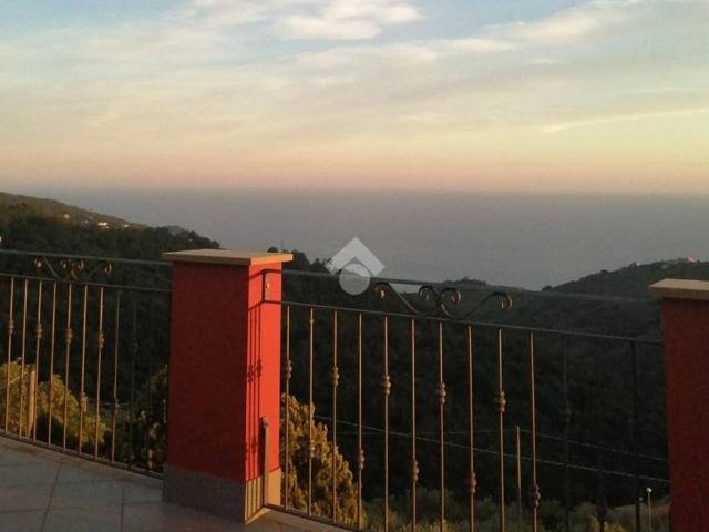 Villa in vendita a Lavagna GE
