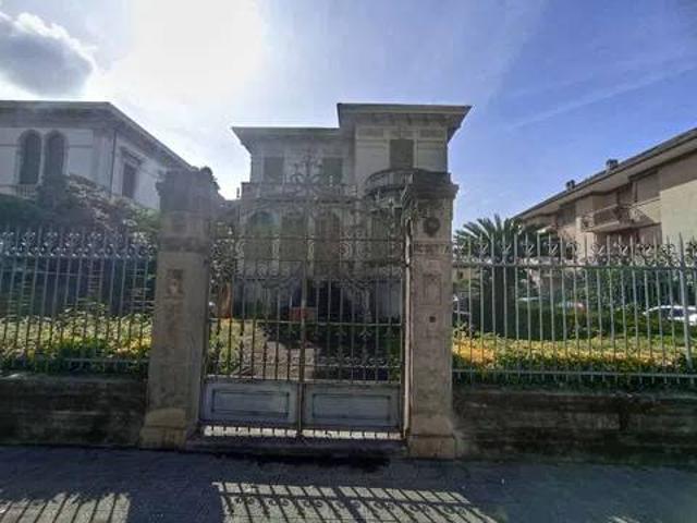Villa in vendita a Lavagna GE