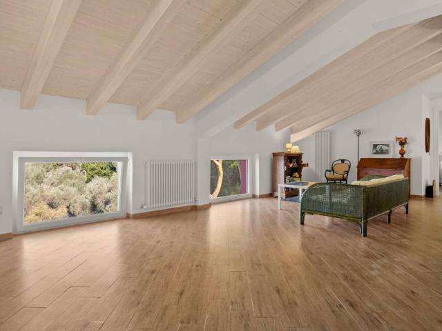 Villa in vendita a Lavagna GE