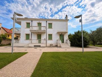 Villa in vendita a Lavagno VR