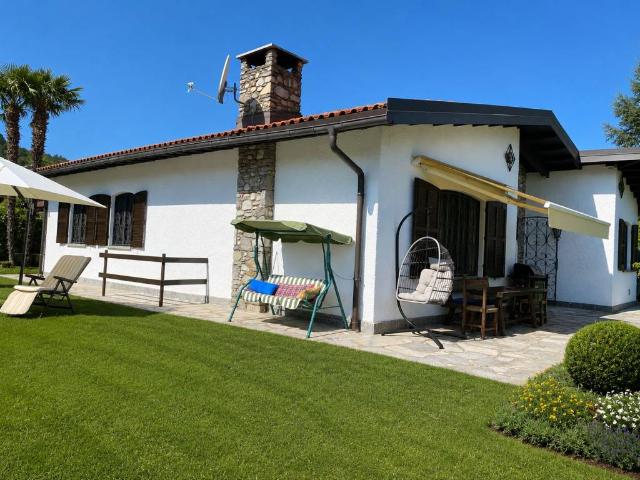 Villa in vendita a Lavena Ponte Tresa VA