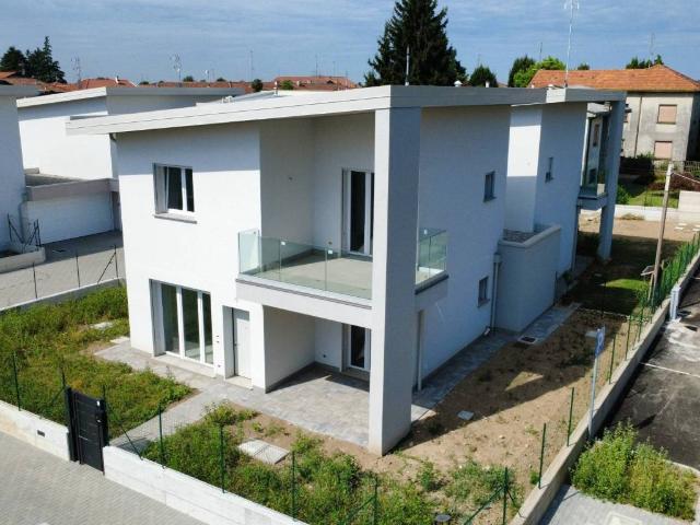 Villa in vendita a Lazzate MB