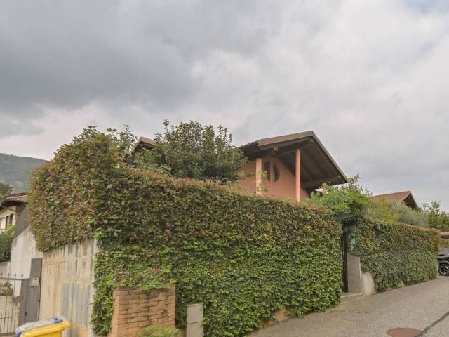 Villa in vendita a La Cassa TO