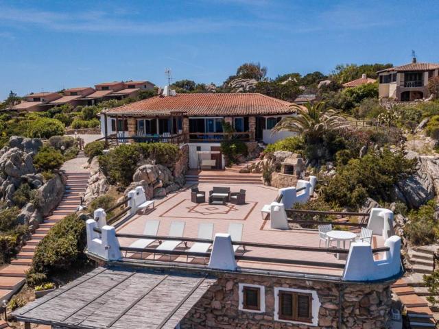 Villa in vendita a La Maddalena OT