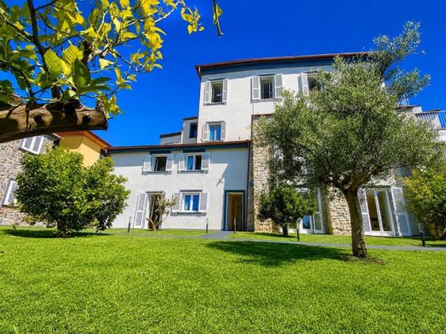 Villa in vendita a La Spezia SP
