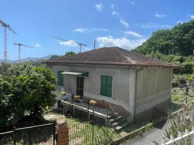 Villa in vendita a La Spezia SP