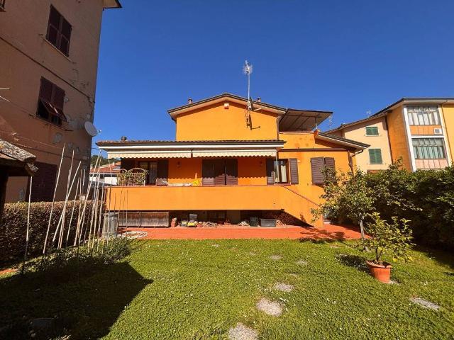 Villa in vendita a La Spezia SP